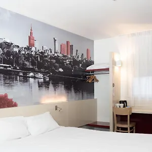 2* Hotel Warszawa-okecie